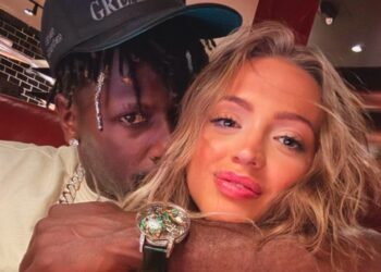 New Couple Alert? Woah Vicky Posts and Deletes Cozy Photos With Antonio Brown